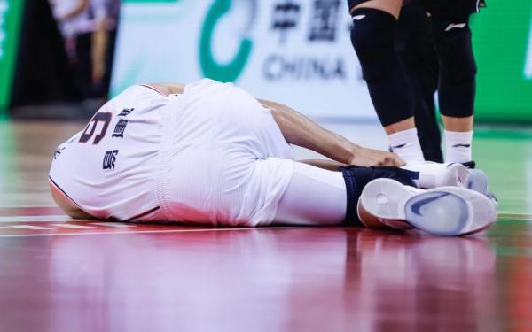 聚焦|马尚跟腱断裂赛季报销!广东三连冠之路蒙上阴影