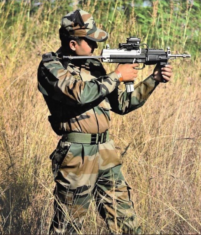 印度陆军单兵武器装备之14 微型乌兹