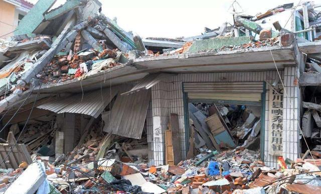 汶川地震 经济损失总量_汶川地震