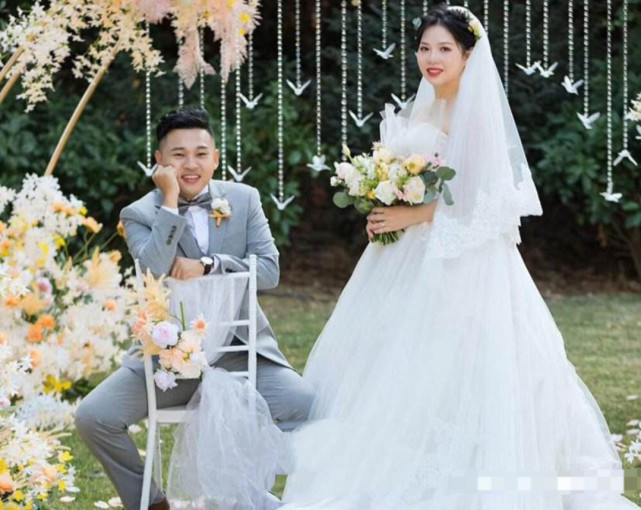 撕婚纱_婚纱情侣头像(2)