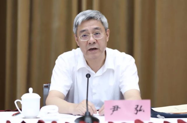 河南省长尹弘任甘肃省委书记,林铎卸任