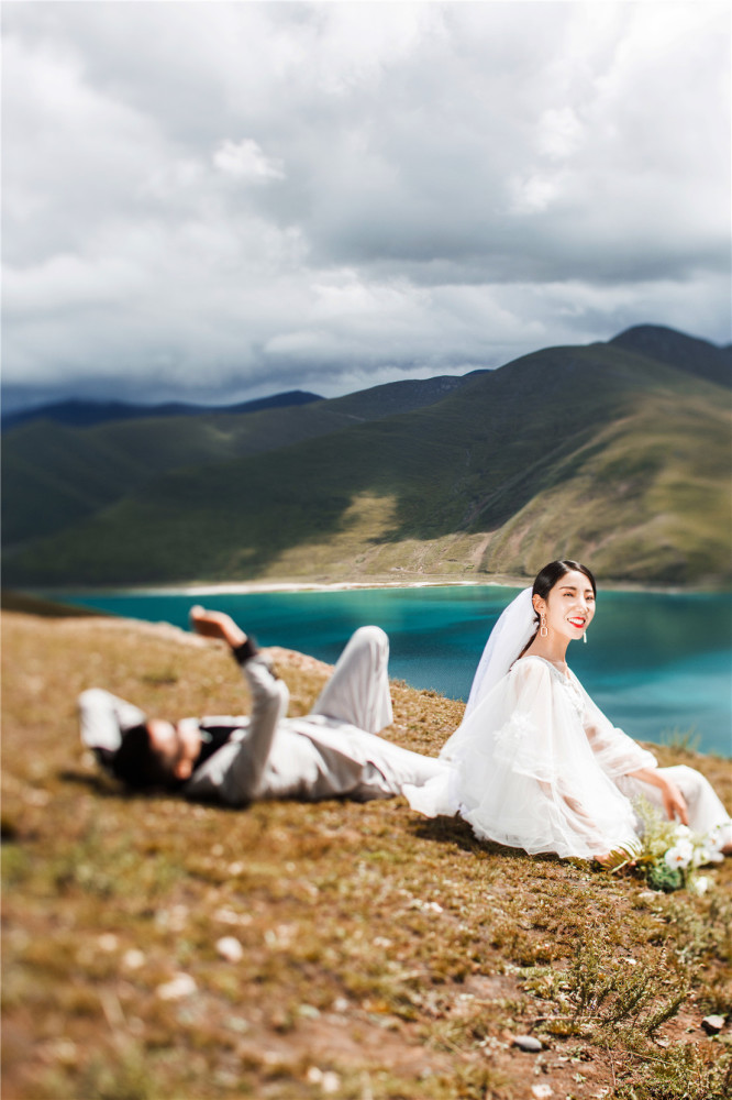 西藏旅拍婚纱照_西藏拍婚纱照