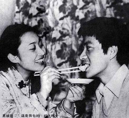 "硬汉"周里京:"一把水果刀"成一生的痛,二婚妻子救他出苦海