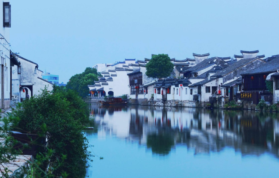 江苏省的千年古镇,被称为吴江"西大门",位居我国4a
