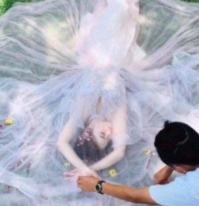 婚纱自缚_美女自缚(3)