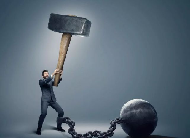 心理:你为什么会被洗脑被控制?其实是脑中多了这些"