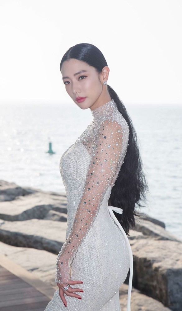 美女图集亚洲第一美女克拉拉李成敏