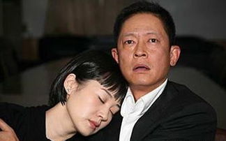 "情史丰富"的王志文,婚后为何0绯闻?看看老婆是谁就知道了