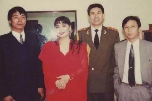 "欠账大户"程志,和殷秀梅离婚后二婚迎娶女将军,今现状如何