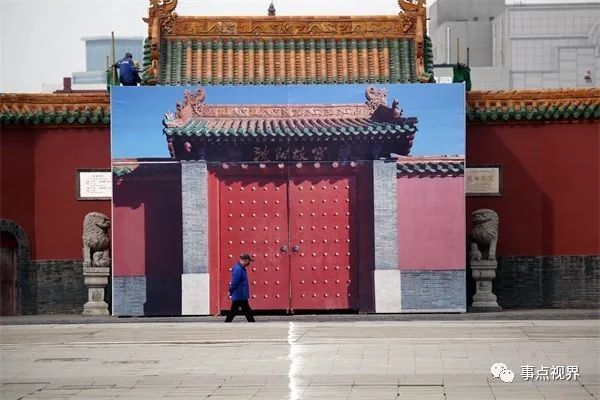 故宫拍婚纱_女模在故宫拍祼照(2)