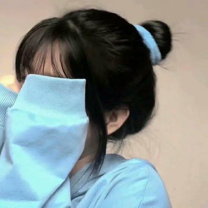 仙气十足的蓝色系女生头像