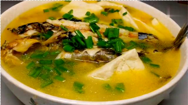 黄颡鱼烧豆腐