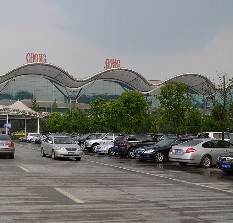 去重庆江北机场停车场停车一天多少钱,t3航站楼停车场收费标准