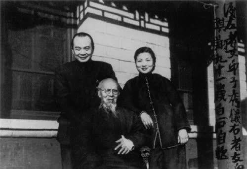 齐白石女弟子,以为师父作画忘了几笔,加上后764万名画