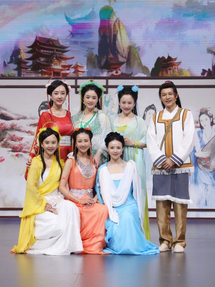 时隔17年《欢天喜地七仙女》难得重聚,高清合影照片也曝光!