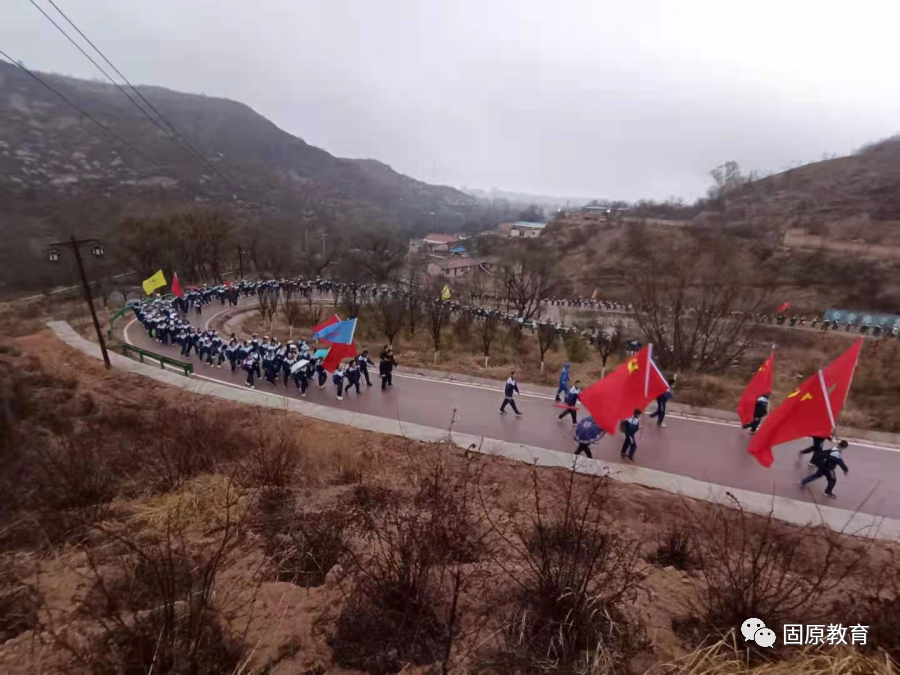 固原市各中小学校开展党史学习教育清明祭扫活动