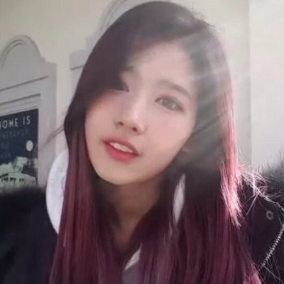 凑崎纱夏(sana),1996年12月29日出生于大阪,日本女歌手,舞者,韩国女子