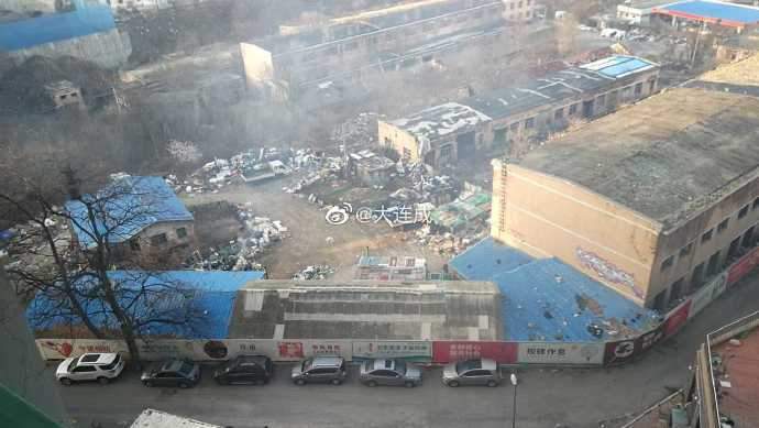大连海洋大学学生公寓附近垃圾焚烧 学生苦不堪言