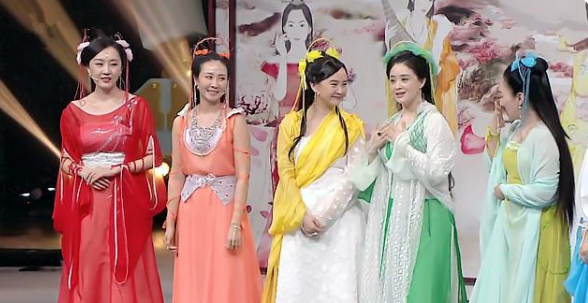 "七仙女"不仙了,姐妹们"膀大腰圆",只有蒋欣瘦出新高度