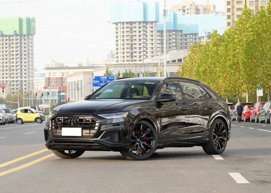挂着"最强奥迪suv"头衔,q8暗夜骑士限量版曝光,颜值破