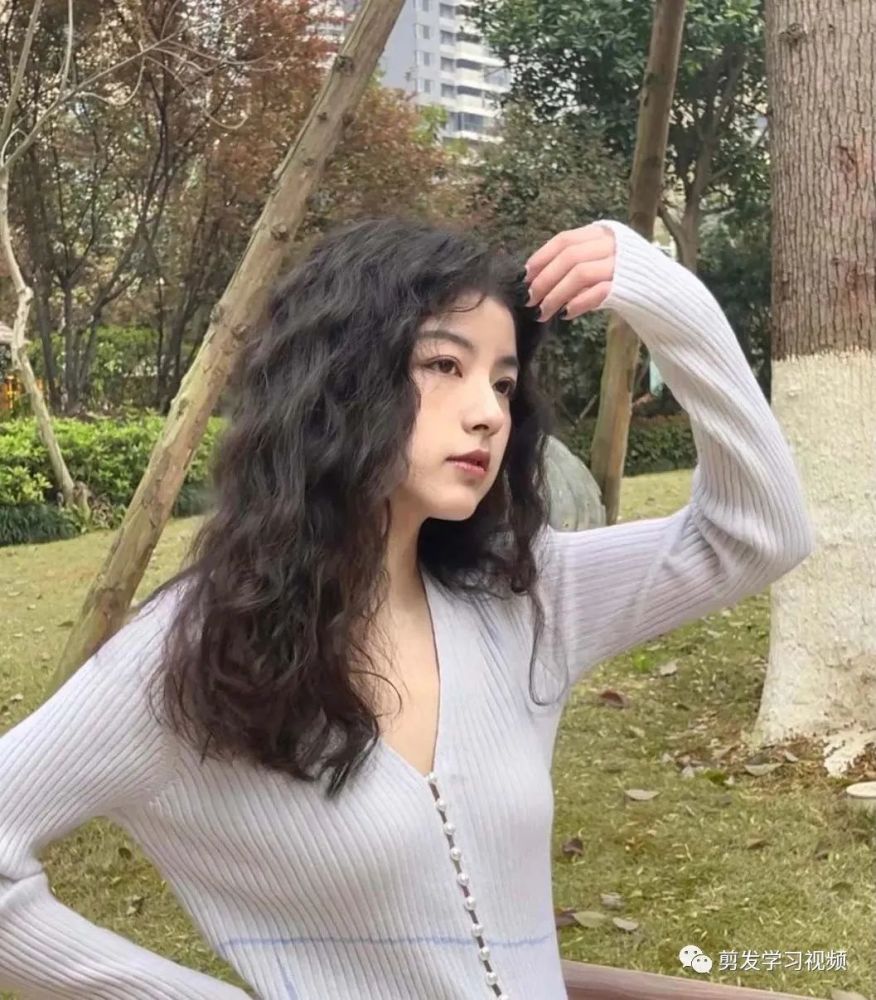 "复古法式烫"