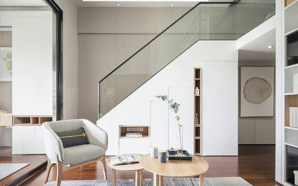 现代风格复式公寓装修设计很精致,楼梯储物间真实用,值得借鉴!