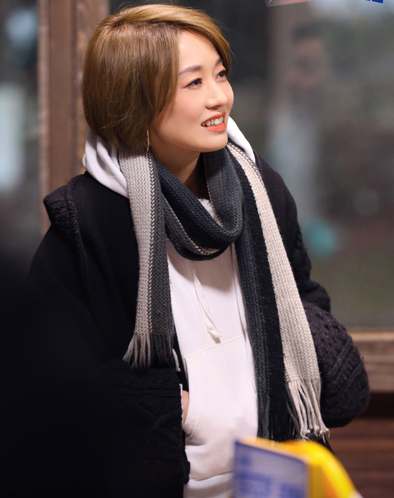 30岁什么发型好看,五十岁烫什么发型好看 女人过了30岁想剪短发,学学这5明星,时尚利落很减龄