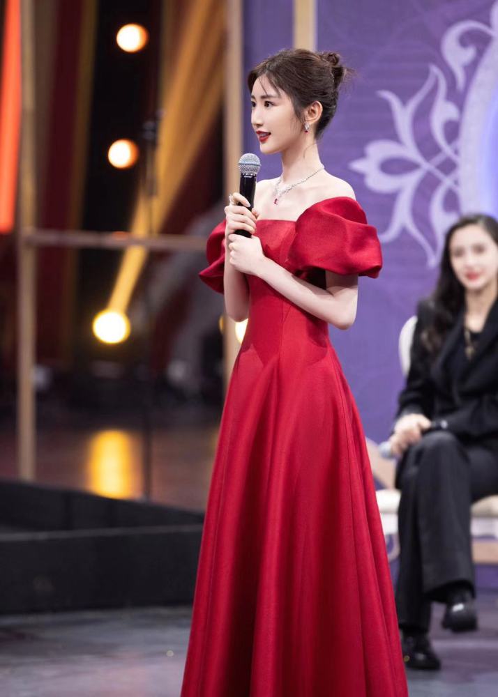 《王牌对王牌》大咖如云!毛晓彤才是"真人不露相"的高手