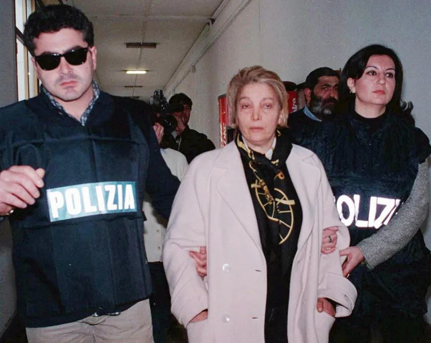 1998年,patrizia reggiani 因下令杀害 maurizio gucci 而被定罪,并被