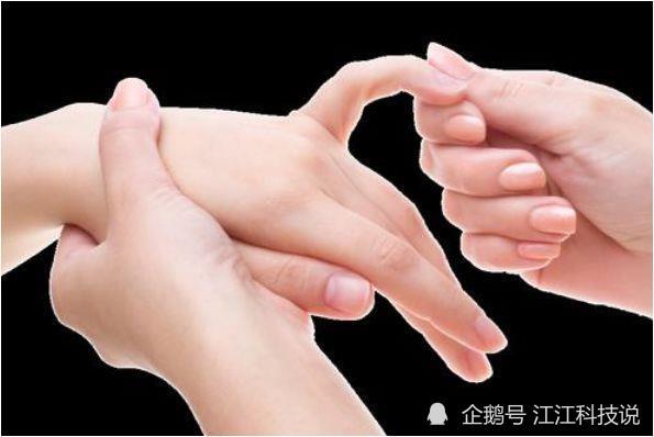 "手如干姜,家道必昌",有这种手相的女人,福气大又旺夫