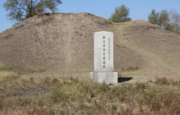 太子城遗址发现4斤多"铜坐龙",造型很复杂,却意义非凡