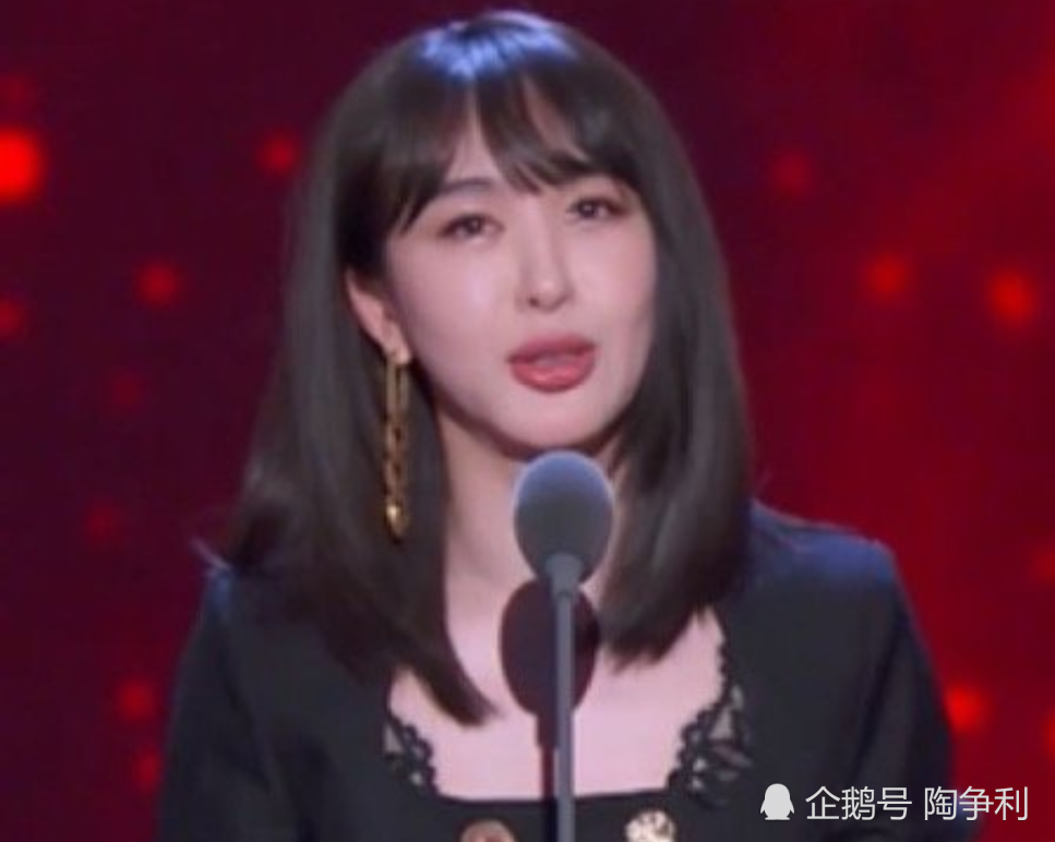 黄晓明前女友李菲儿为假唱道歉