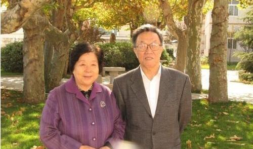 86岁的王蒙发妻去世痛彻心扉再娶记者单三娅终获幸福