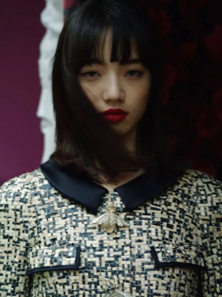 高级厌世脸小松菜奈