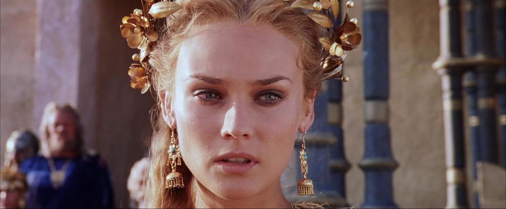 黛安·克鲁格饰演的古希腊美女海伦确实有倾国倾城之貌.