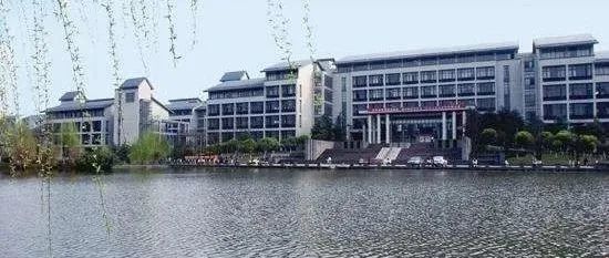 为什么要报考重庆理工大学