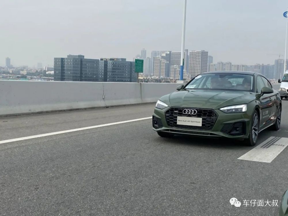 面哥试车 仅仅是"掀背版a4"?2021款奥迪a5 sportback