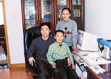 航天英雄杨利伟:濒死26秒返航背后,是妻子的离职和女儿的离世