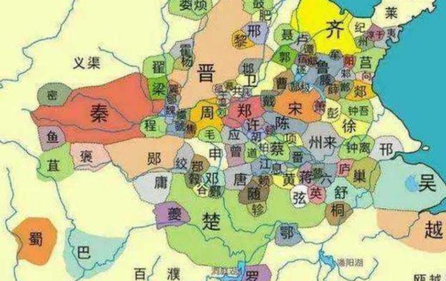 战国中后期为何出现"三周并立"?