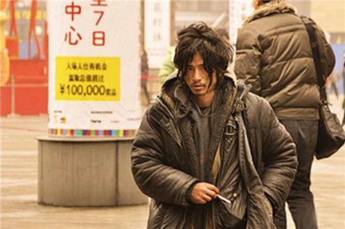10年前,因长得帅成网红的犀利哥,现状如何?只怕让很多