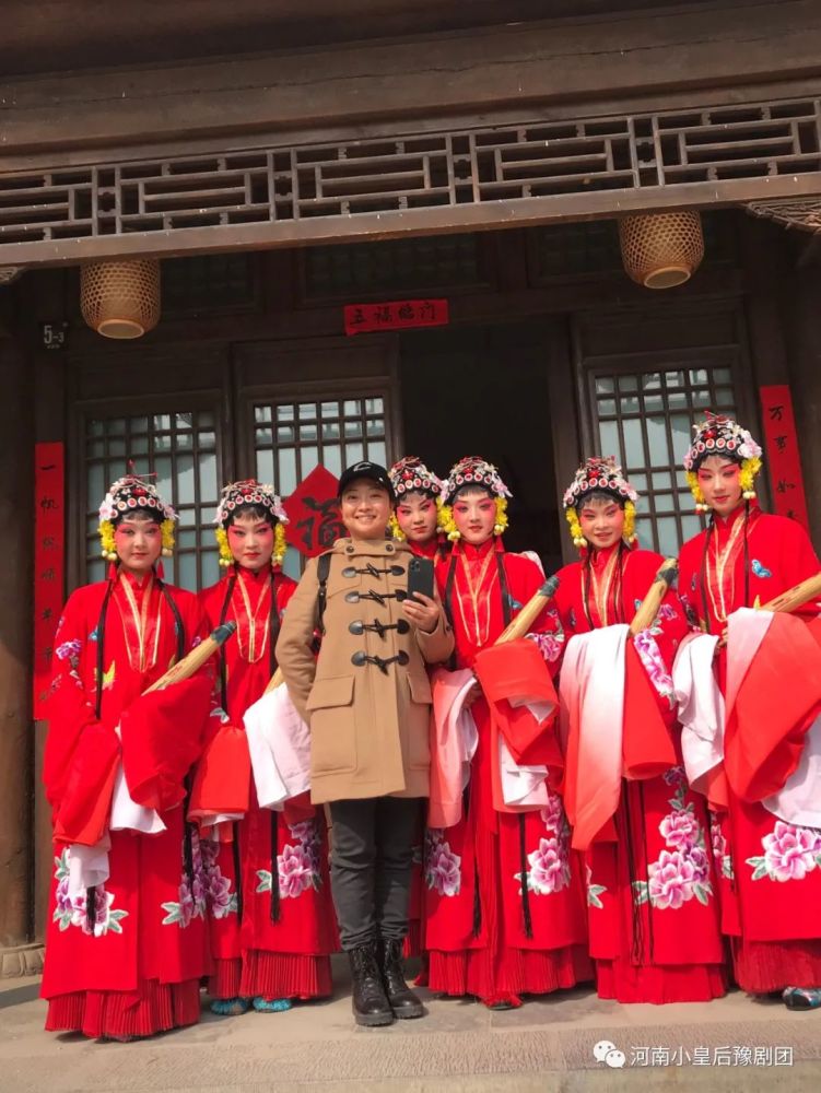 2021年春节河南小皇后豫剧团在团长王红丽率领下的幸福生活!