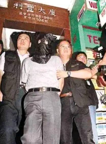 他是澳门大佬张子强俯首称臣被180个国家通缉总统下令捉他