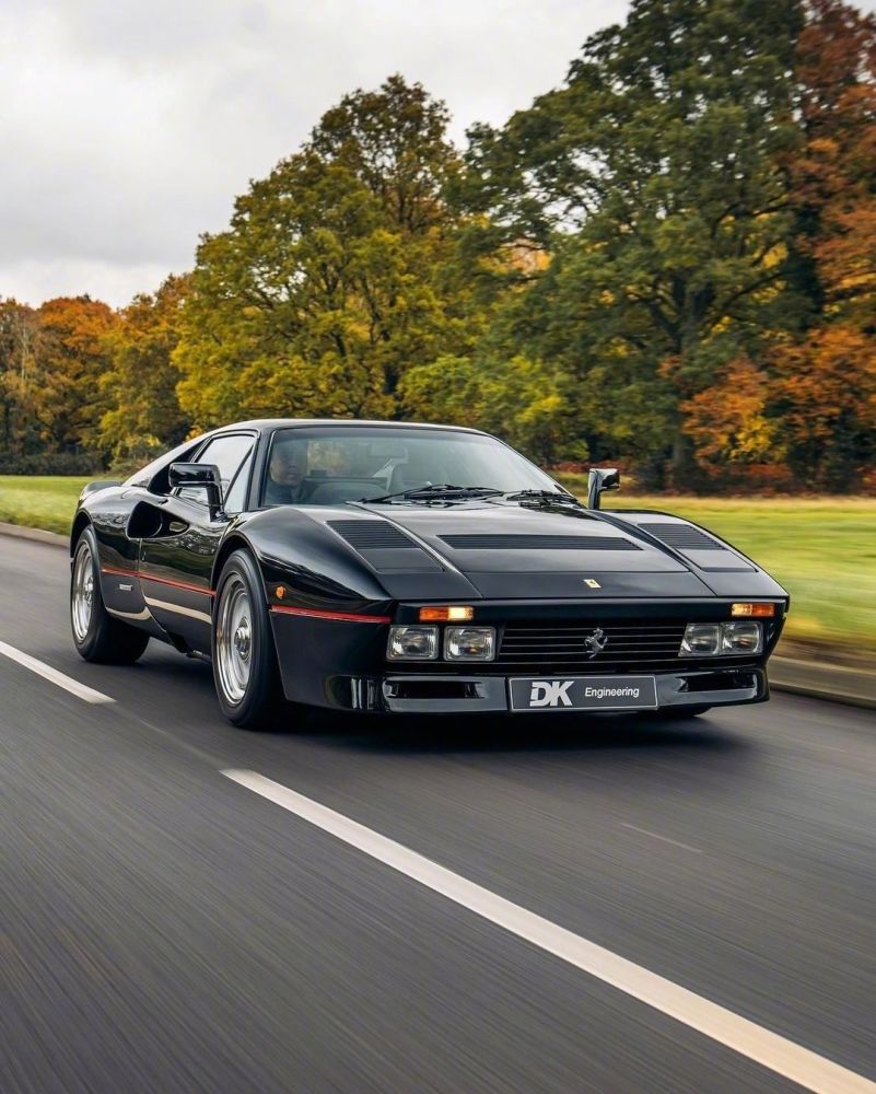 引擎轰鸣 ferrari 288 gto,独一无二的野马