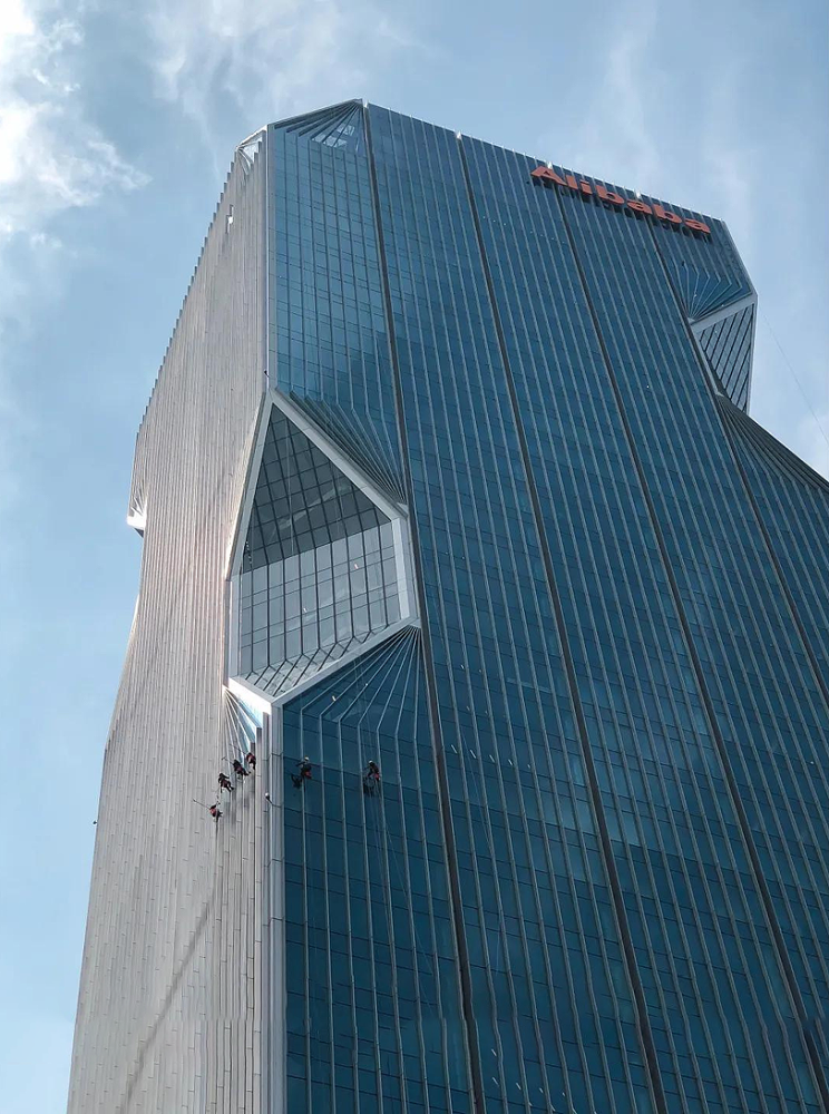 广州新地标——阿里巴巴华南运营中心启用,"切角"建筑