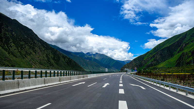 一波高清图来袭!看看拉林高等级公路有多美