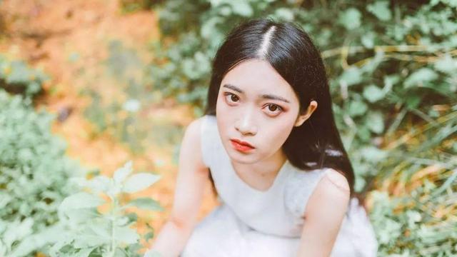 "异性缘好"的5个生肖女,天生丽质,身材丰腴,这1种运动