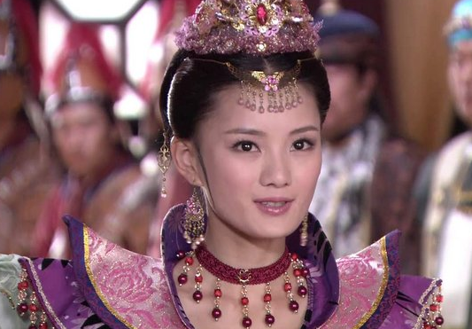 王宝钏寒窑苦熬18年,为何封后18天去世?她的死让薛平贵松了口气