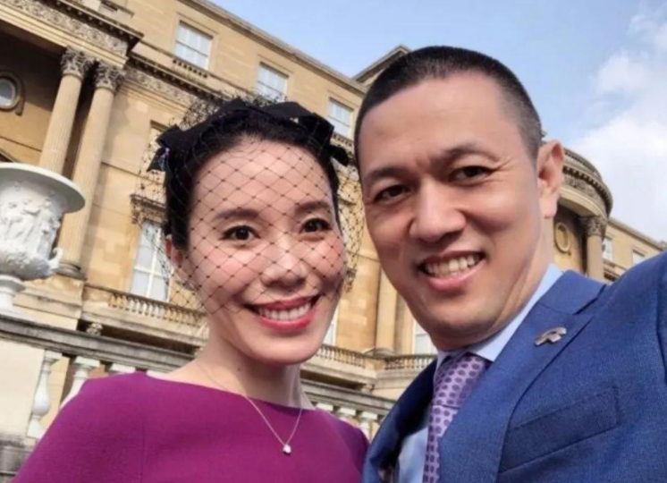 37岁与小12岁央视主播闪婚,负债400万的李斌,如何逆袭