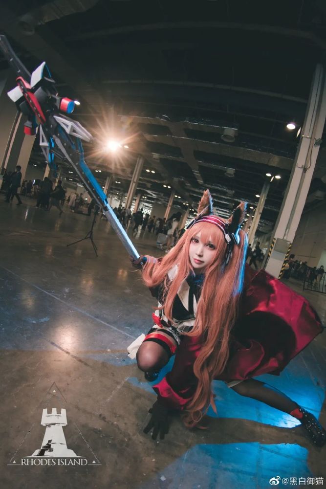 《明日方舟》质素访客-安洁莉娜cosplay作品欣赏