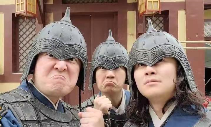 一看就想笑:霹雳爷们儿der版定妆照